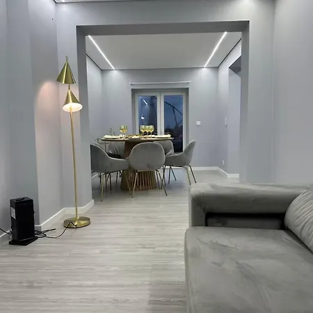 Апартаменти Luxury Family Duplex Near *