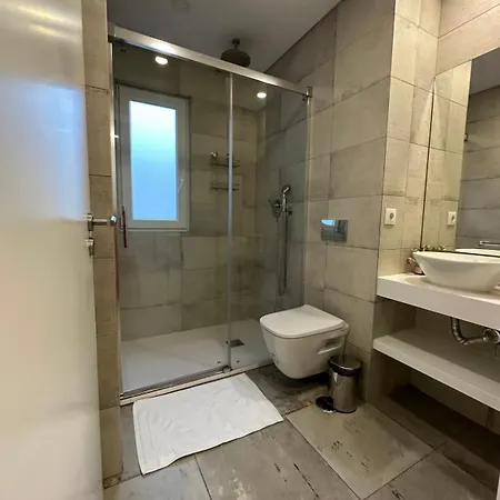 Luxury Family Duplex Near Апартаменти
