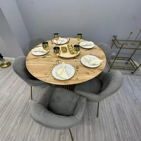 Апартаменти Luxury Family Duplex Near Лісабон